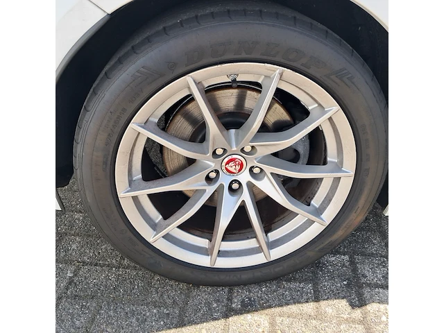 Personenauto jaguar, f-type 2.0t r-dynamic - afbeelding 41 van  72