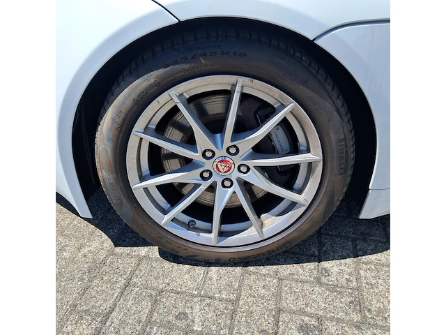 Personenauto jaguar, f-type 2.0t r-dynamic - afbeelding 43 van  72