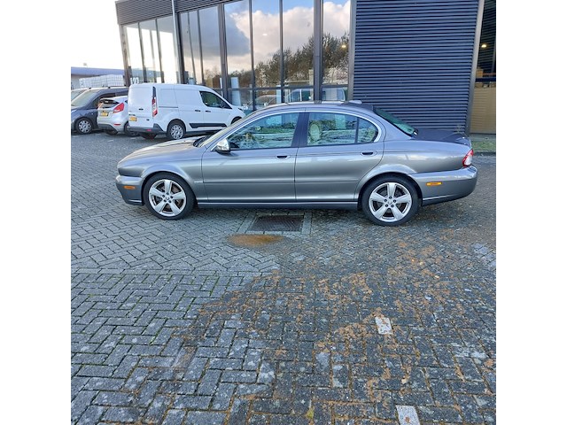Personenauto, jaguar, x-type 2.2d i4 executive, grijs / chroom, 2009 - afbeelding 3 van  60