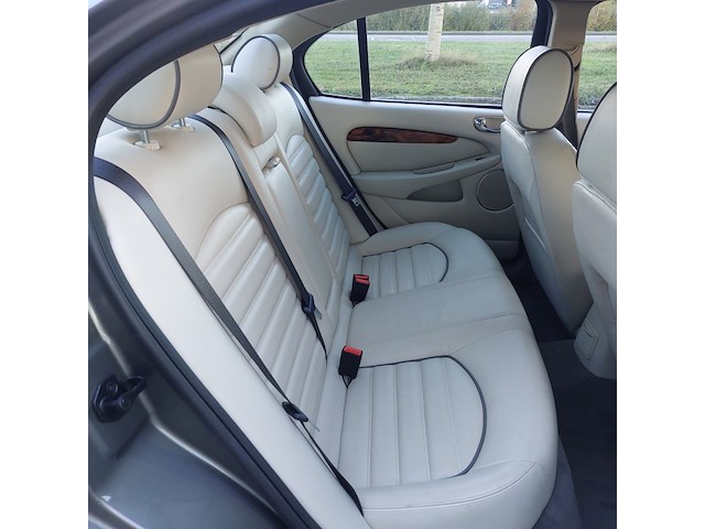 Personenauto, jaguar, x-type 2.2d i4 executive, grijs / chroom, 2009 - afbeelding 21 van  60