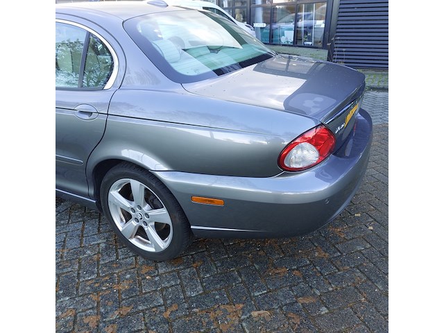 Personenauto, jaguar, x-type 2.2d i4 executive, grijs / chroom, 2009 - afbeelding 29 van  60