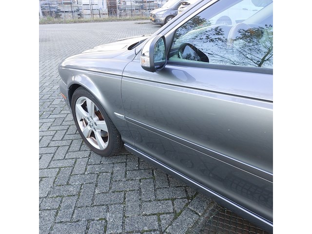 Personenauto, jaguar, x-type 2.2d i4 executive, grijs / chroom, 2009 - afbeelding 35 van  60
