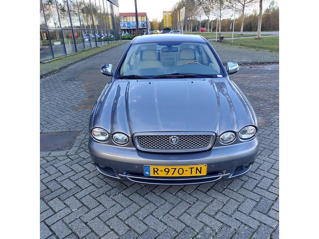 Personenauto, jaguar, x-type 2.2d i4 executive, grijs / chroom, 2009 - afbeelding 34 van  60