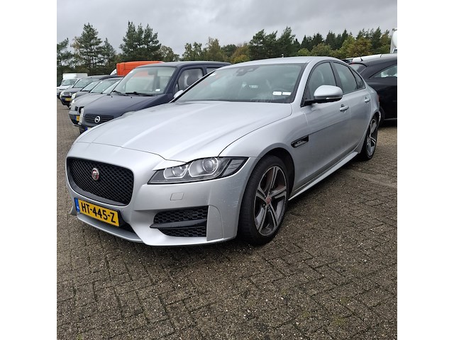 Personenauto, jaguar, xf 2.0d, 2016 - afbeelding 1 van  1