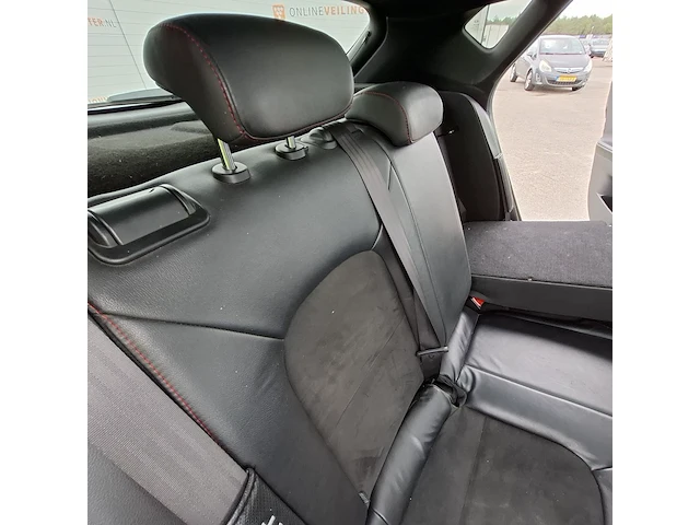 Personenauto kia, cee'd 1.6 gt, zwart, bouwjaar 2013 - afbeelding 17 van  47