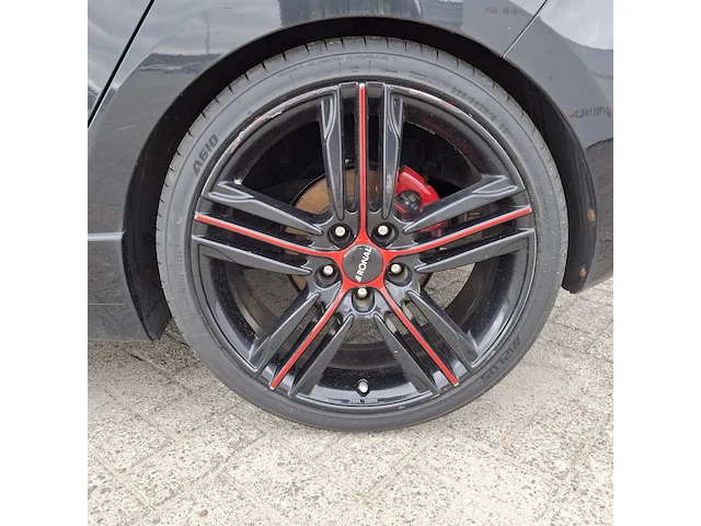Personenauto kia, cee'd 1.6 gt, zwart, bouwjaar 2013 - afbeelding 24 van  47