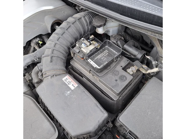 Personenauto kia, cee'd 1.6 gt, zwart, bouwjaar 2013 - afbeelding 32 van  47