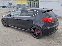 Personenauto kia, cee'd 1.6 gt, zwart, bouwjaar 2013 - afbeelding 46 van  47