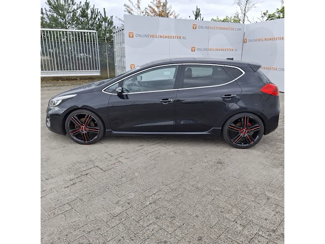 Personenauto kia, cee'd 1.6 gt, zwart, bouwjaar 2013 - afbeelding 47 van  47