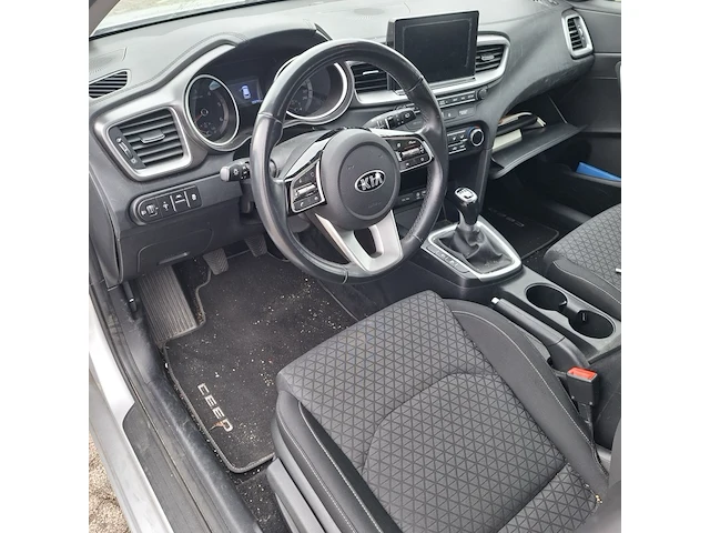Personenauto, kia, ceed, 2019 - afbeelding 16 van  52