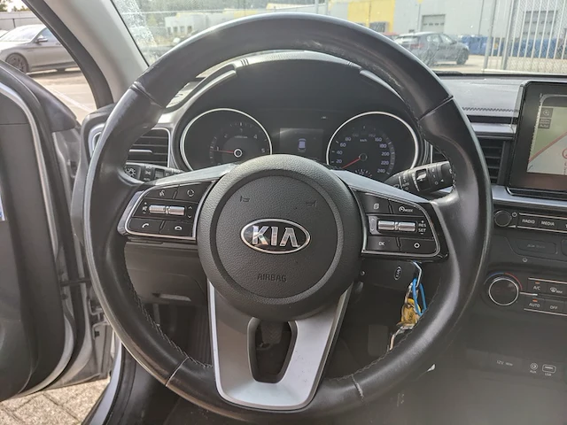Personenauto kia, ceed, bouwjaar 2019 - afbeelding 13 van  54