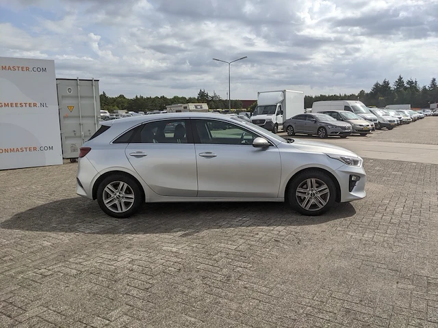 Personenauto kia, ceed, bouwjaar 2019 - afbeelding 34 van  54