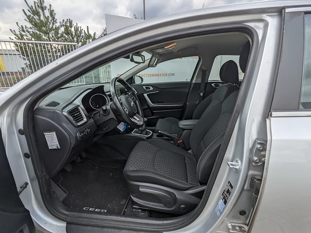 Personenauto kia, ceed, bouwjaar 2019 - afbeelding 3 van  53
