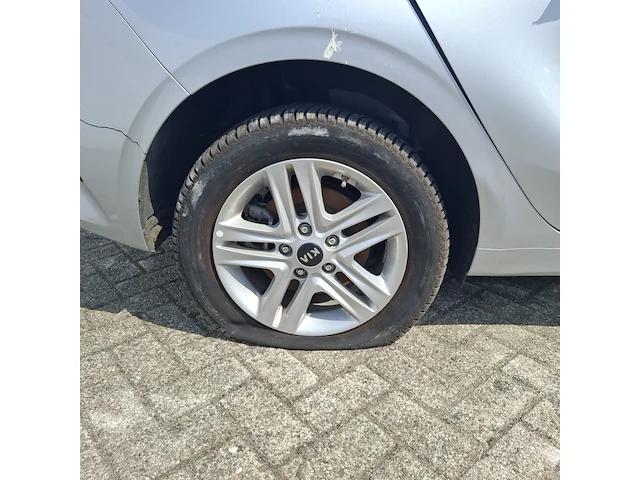 Personenauto kia, ceed, bouwjaar 2023 - afbeelding 4 van  60