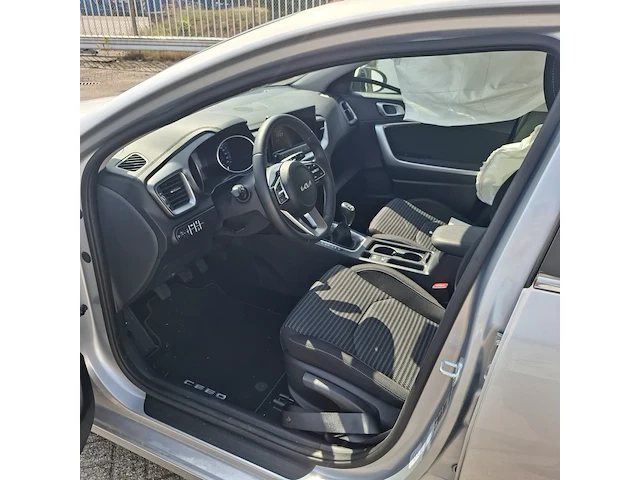 Personenauto kia, ceed, bouwjaar 2023 - afbeelding 6 van  60