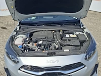 Personenauto kia, ceed, bouwjaar 2023 - afbeelding 32 van  60
