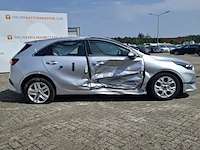 Personenauto kia, ceed, bouwjaar 2023 - afbeelding 34 van  60