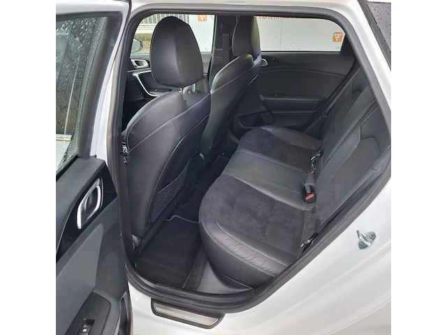 Personenauto kia, ceed sportswagon 1.0 t-gdi gt-line, wit, bouwjaar 2019 - afbeelding 31 van  47
