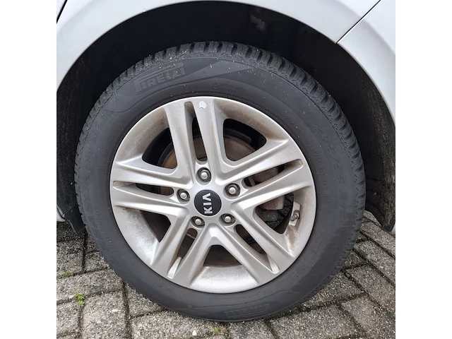 Personenauto, kia, ceed - afbeelding 13 van  49