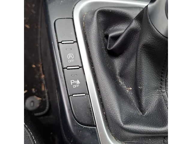 Personenauto, kia, ceed - afbeelding 28 van  49