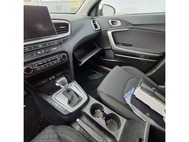 Personenauto, kia, ceed - afbeelding 16 van  40