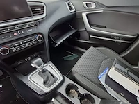Personenauto, kia, ceed - afbeelding 16 van  40