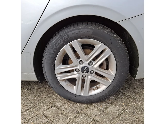 Personenauto, kia, ceed - afbeelding 28 van  40