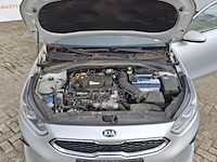 Personenauto, kia, ceed - afbeelding 33 van  40