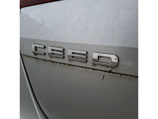 Personenauto, kia, ceed - afbeelding 38 van  40
