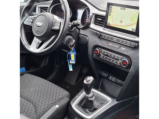 Personenauto, kia, ceed - afbeelding 24 van  45