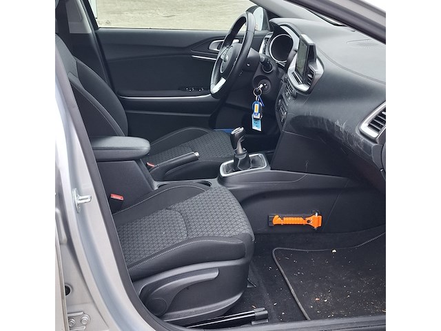 Personenauto, kia, ceed - afbeelding 25 van  45