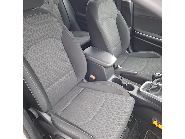 Personenauto, kia, ceed - afbeelding 27 van  45