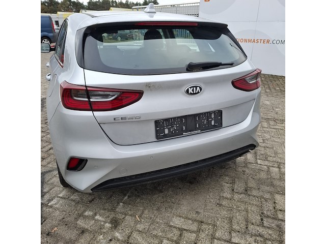 Personenauto, kia, ceed - afbeelding 42 van  45
