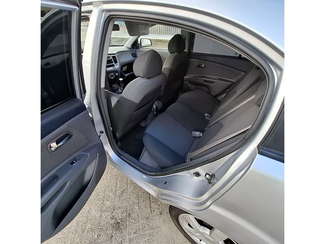 Personenauto kia, rio 1.6 cvvt x-ecutive, grijs, bouwjaar 2006 - afbeelding 14 van  49
