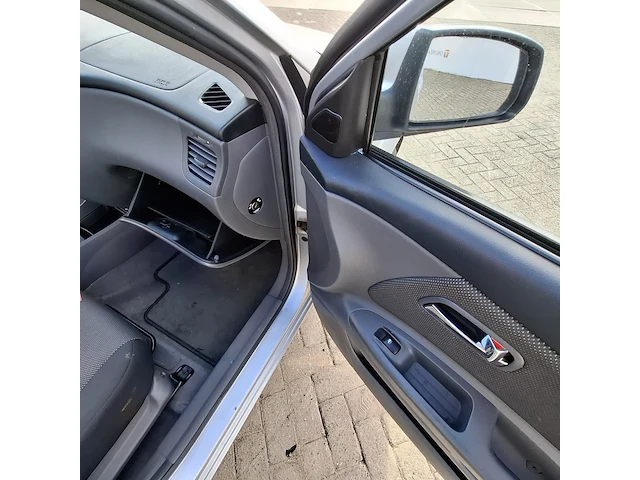 Personenauto kia, rio 1.6 cvvt x-ecutive, grijs, bouwjaar 2006 - afbeelding 22 van  49