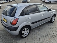 Personenauto kia, rio 1.6 cvvt x-ecutive, grijs, bouwjaar 2006 - afbeelding 45 van  49