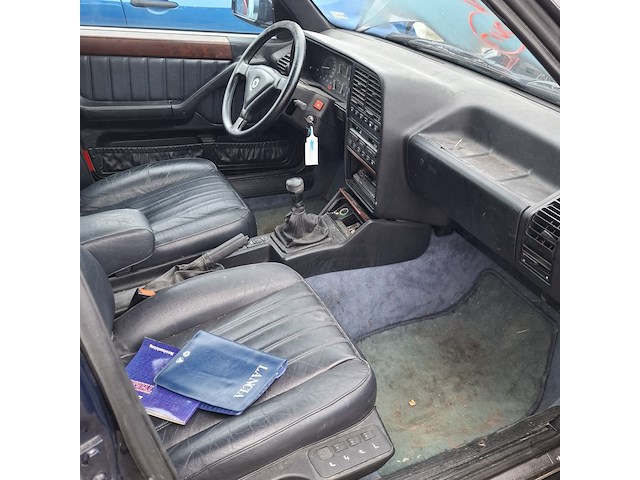 Personenauto, lancia, thema turbo 2.0 16v, 1993 - afbeelding 59 van  62