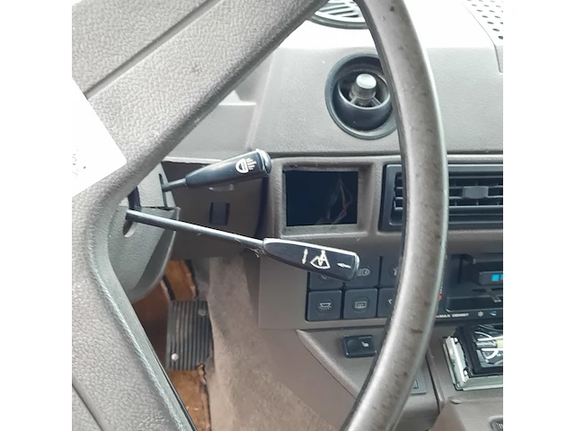 Personenauto land rover, range rover 3.5 v8, wit, bouwjaar 1978 - afbeelding 24 van  44