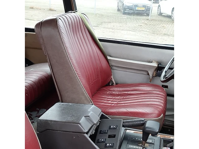 Personenauto land rover, range rover 3.5 v8, wit, bouwjaar 1978 - afbeelding 35 van  44