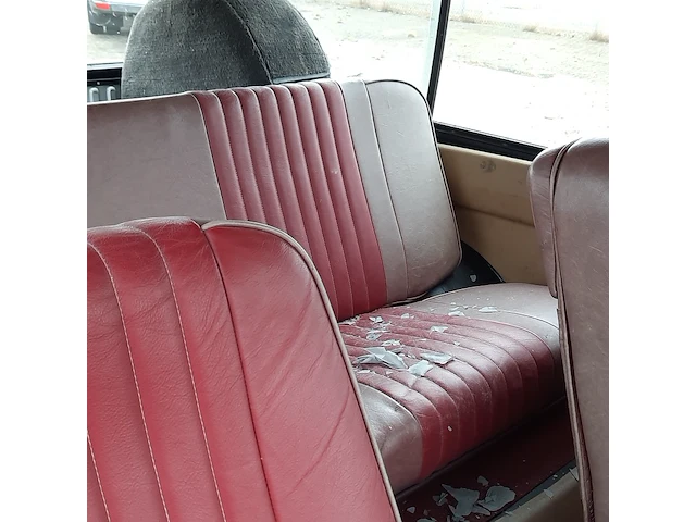 Personenauto land rover, range rover 3.5 v8, wit, bouwjaar 1978 - afbeelding 36 van  44