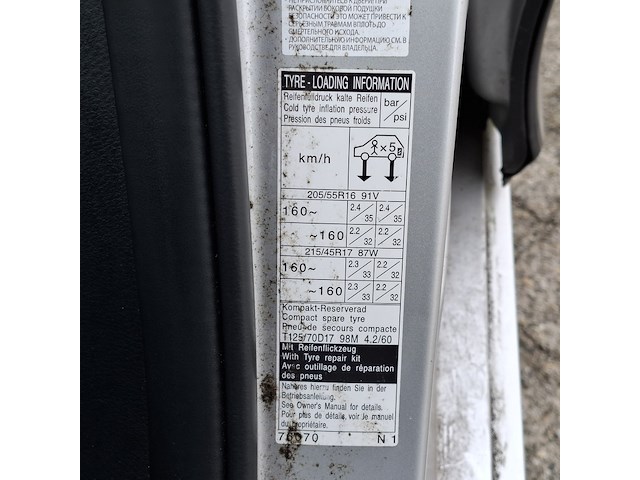 Personenauto lexus, ct 200h, grijs, bouwjaar 2013 - afbeelding 5 van  48