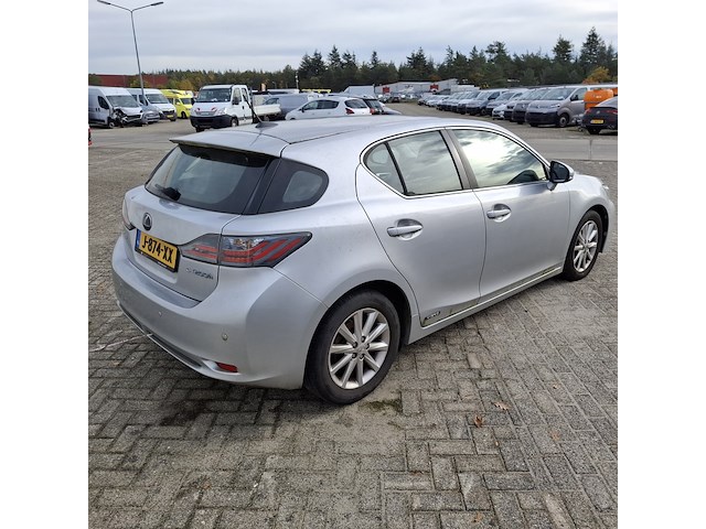 Personenauto lexus, ct 200h, grijs, bouwjaar 2013 - afbeelding 44 van  48
