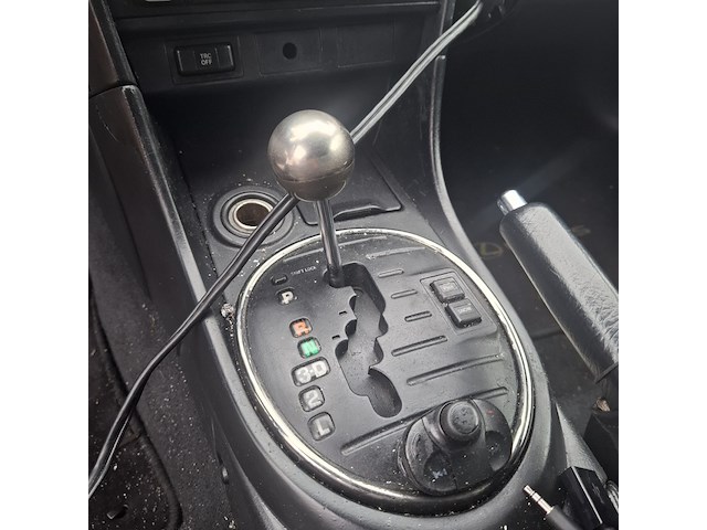 Personenauto lexus, is 200, bouwjaar 2004 - afbeelding 16 van  38