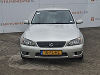 Personenauto lexus, is 200, bouwjaar 2004 - afbeelding 12 van  38