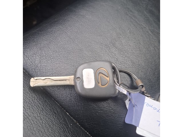 Personenauto lexus, is 200, bouwjaar 2004 - afbeelding 32 van  38