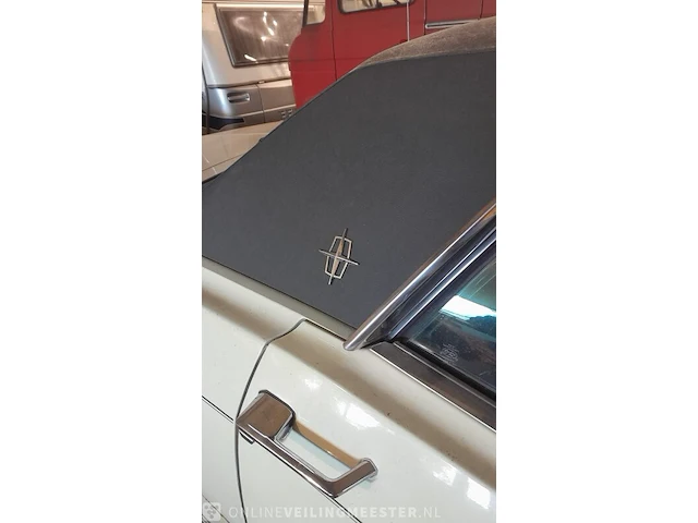Personenauto lincoln, continental, creme, bouwjaar 1970 - afbeelding 4 van  23