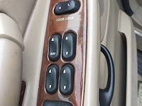 Personenauto lincoln, navigator 4 wd, grijs, bouwjaar 1999 - afbeelding 7 van  11