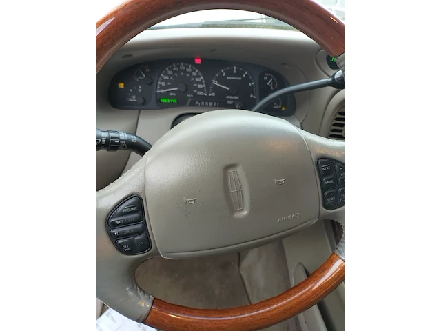 Personenauto lincoln, navigator 4 wd, grijs, bouwjaar 1999 - afbeelding 9 van  11