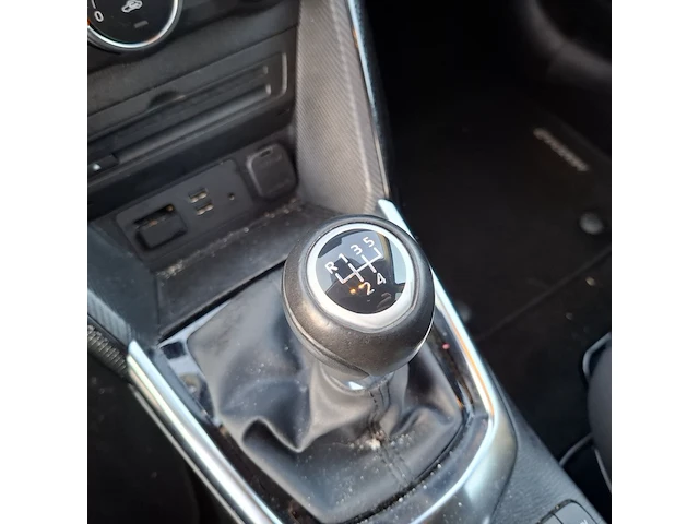 Personenauto mazda, 2 1.5 skyactiv-g, blauw, bouwjaar 2018 - afbeelding 13 van  49