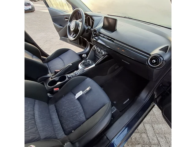 Personenauto mazda, 2 1.5 skyactiv-g, blauw, bouwjaar 2018 - afbeelding 25 van  49